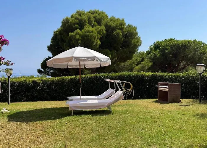 Loggia Di - Goelba * Capo D'arco